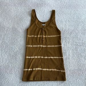 Old Navy Tye-dye tank top Size Medium